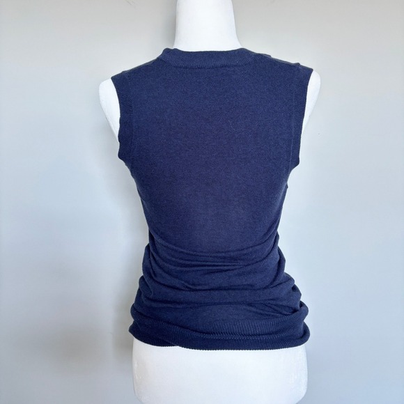 Urban Behavior Women's Size XS Sweater Vest Navy Knit Preppy Academia Officewear - Picture 6 of 8